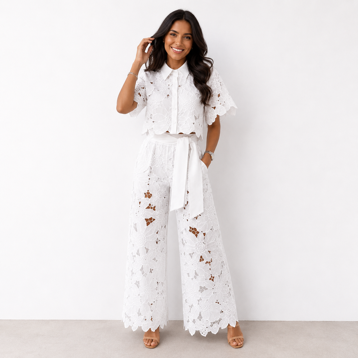 Carla - Outfit Pizzo Floreale