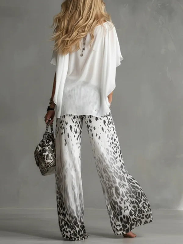 Noa - Outfit Maglietta Bianca e Pantalone Leopardato